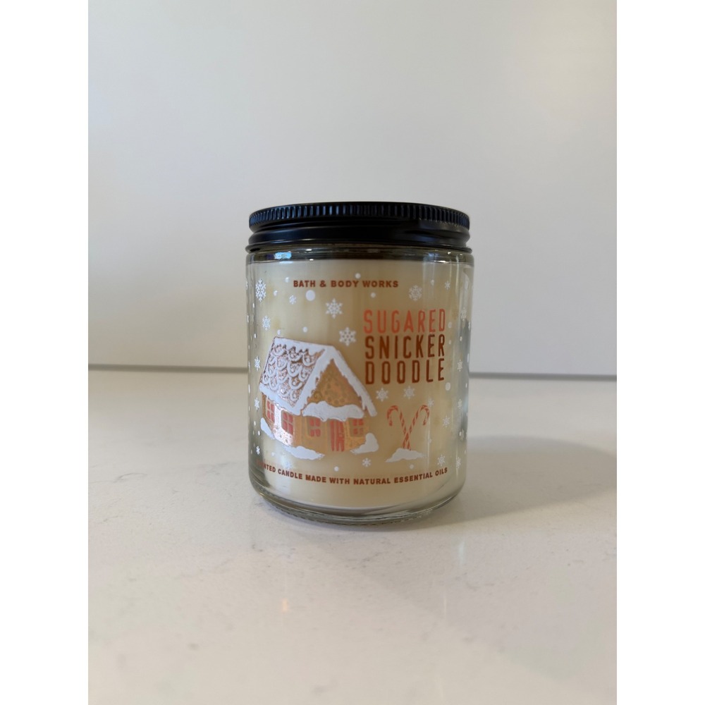 Bath & Body Works Sugared Snickerdoodle Single Wick Scented Candle 7 oz Holiday